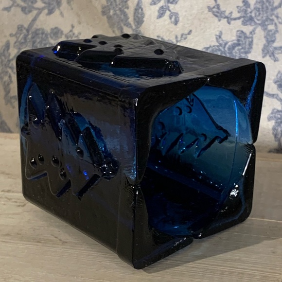 VTG Cobalt Blue Pressed Glass Christmas Tree 3” Square Candle Votive - Picture 5 of 8